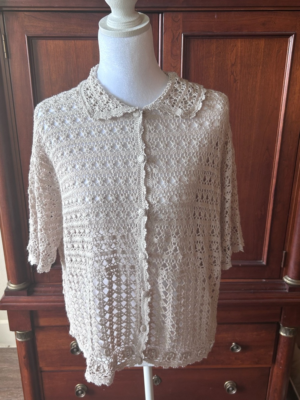 Vintage Women's Cream Crochet Ramie Cotton Button with Peter Pan Collar